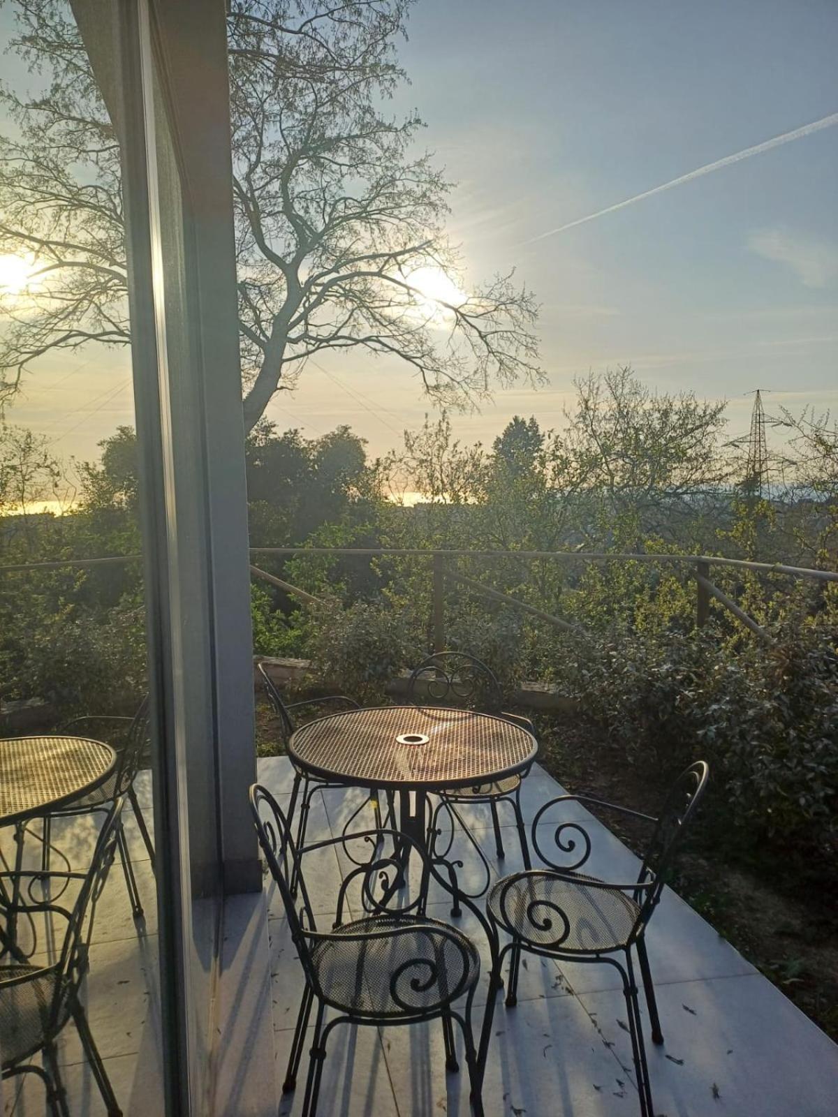 Casa Vacanze Montebello Terst Exteriér fotografie